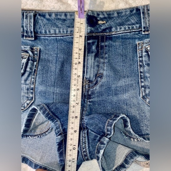 Women’s American Eagle vintage blue stretchy distressed‎ Jean shorts size 14 - Picture 9 of 12